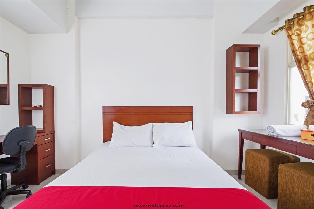 เรดดอร์ซ อพาร์ตเมนต์ แอท มาร์กอนดา เรสซิเดนซ์ 2 Hotel เดป็อก ภายนอก รูปภาพ
