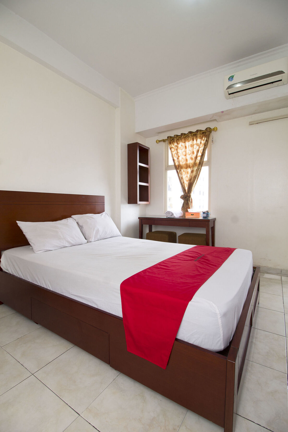 เรดดอร์ซ อพาร์ตเมนต์ แอท มาร์กอนดา เรสซิเดนซ์ 2 Hotel เดป็อก ภายนอก รูปภาพ